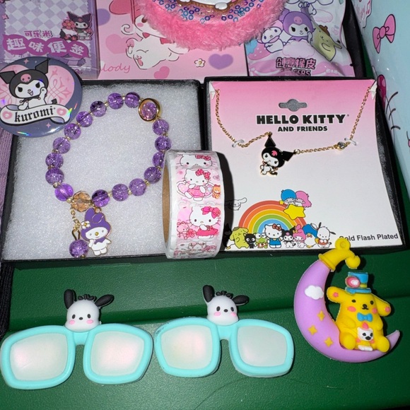 Hello Kitty and Friends Accessory Set - Picture 3 of 6